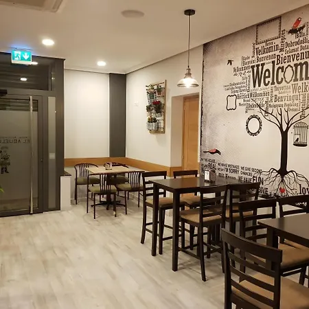 Restaurante El Abuelo Gæstehus